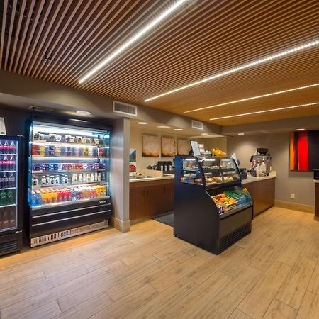 Hilton Phoenix Airport Extérieur photo