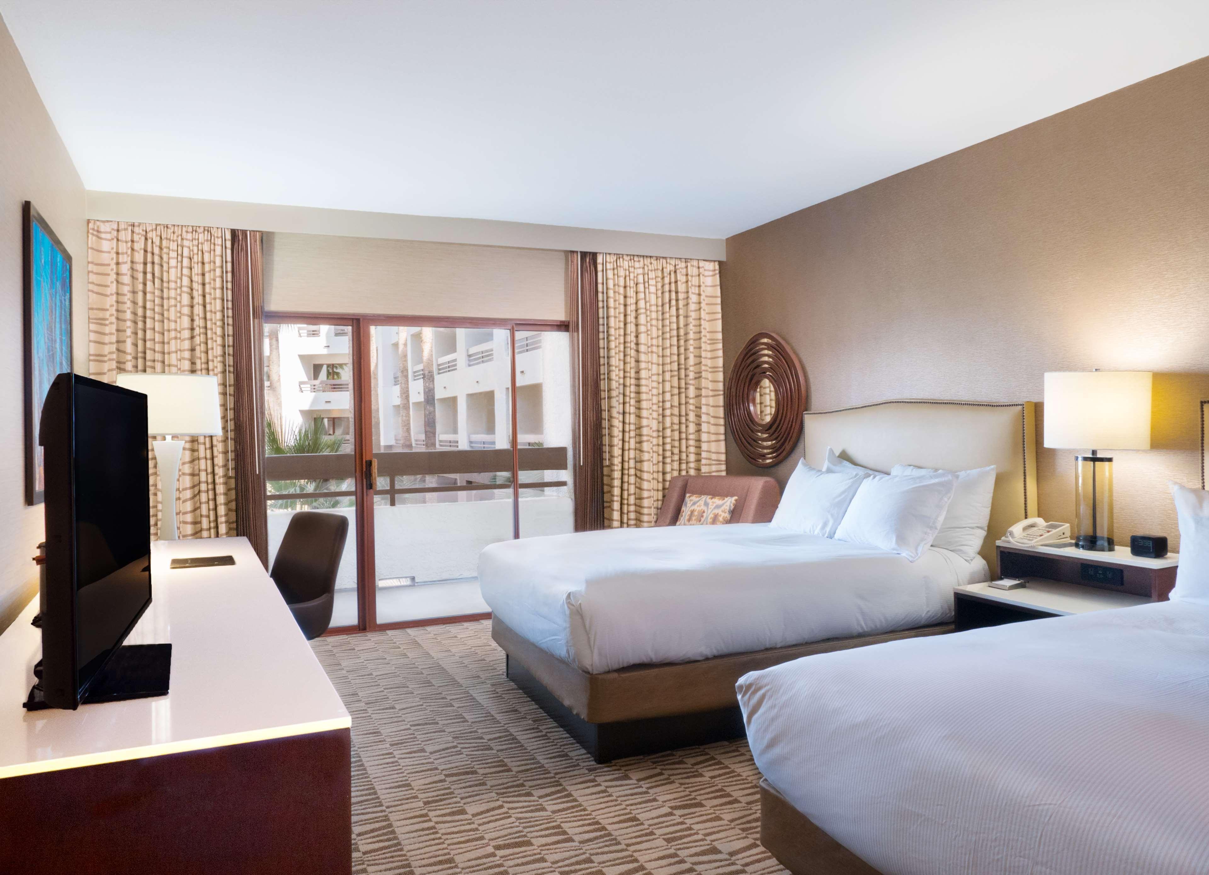 Hilton Phoenix Airport Extérieur photo