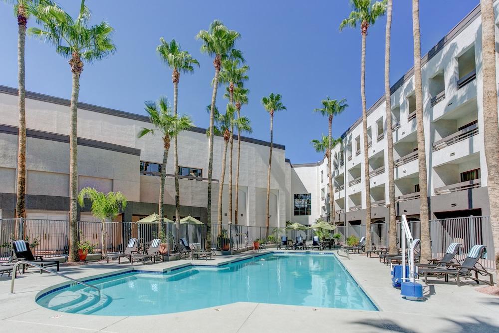 Hilton Phoenix Airport Extérieur photo