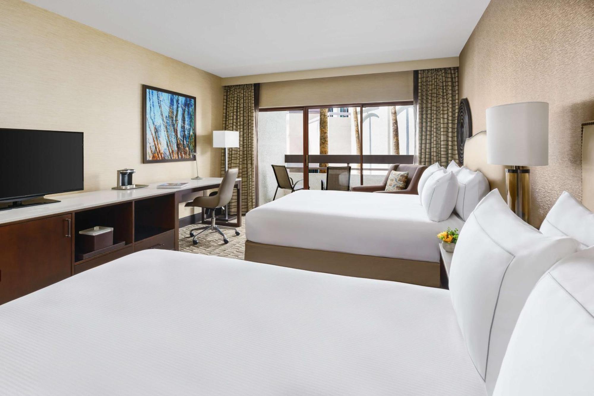 Hilton Phoenix Airport Extérieur photo