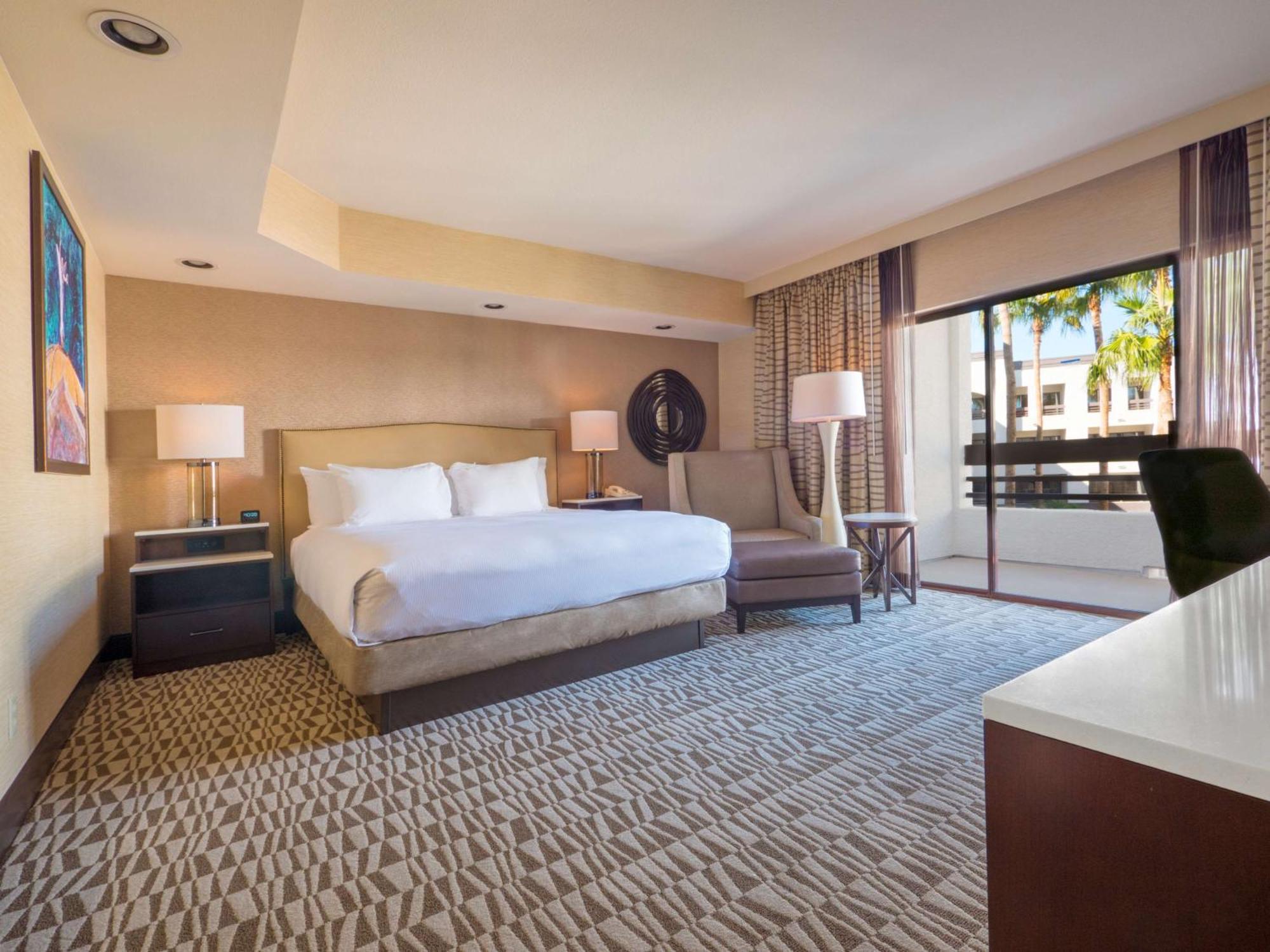 Hilton Phoenix Airport Extérieur photo