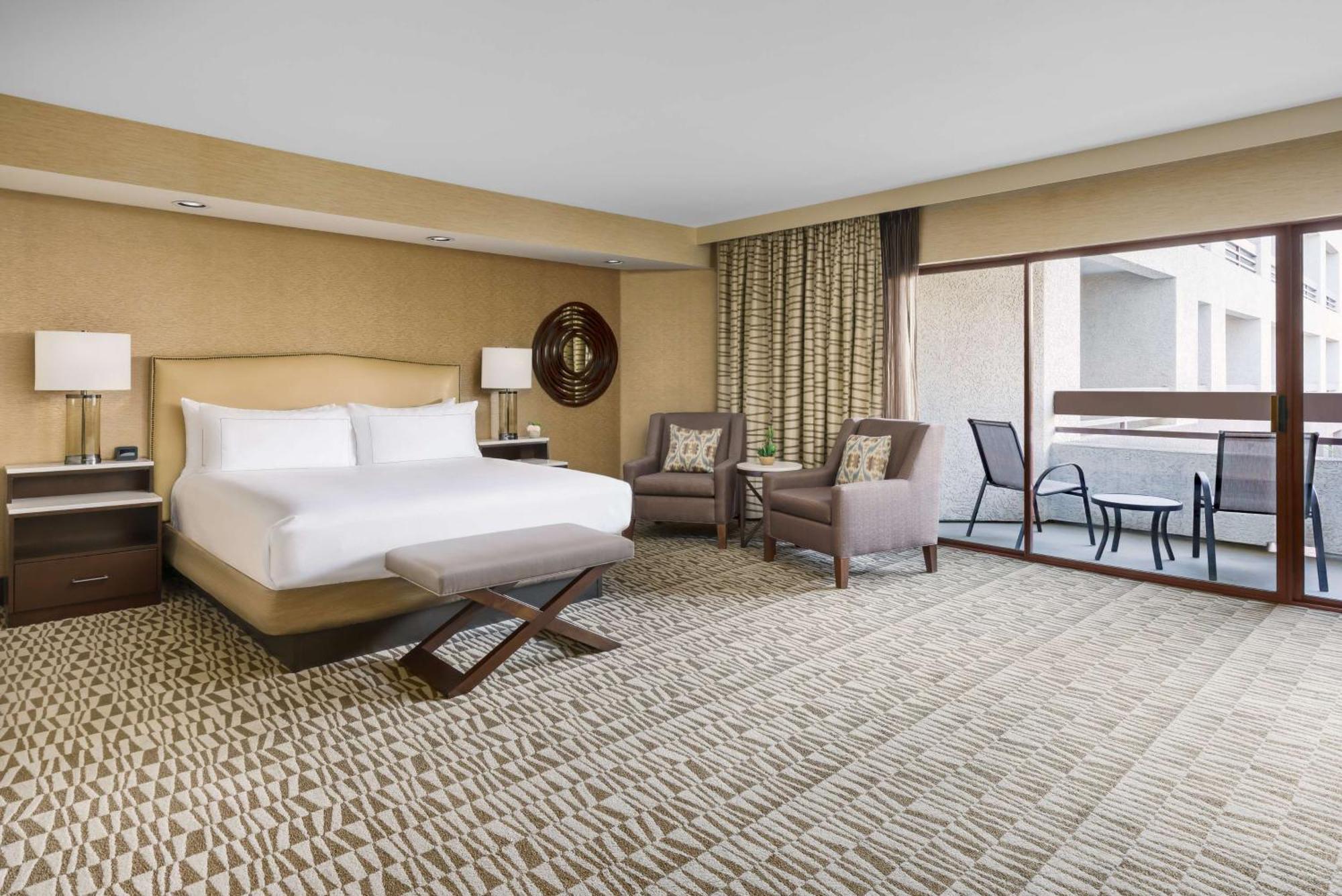 Hilton Phoenix Airport Extérieur photo